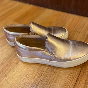 Steve Madden Gills Sneaker - Rose Gold